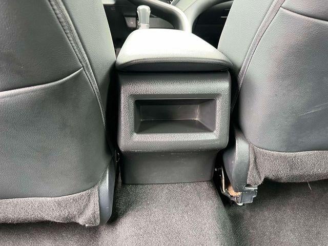 2024 Toyota Camry SE Auto (SE)