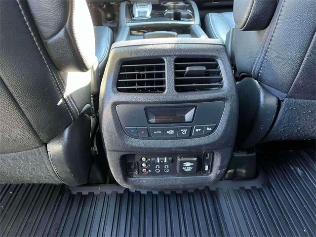 2016 Honda Pilot 2WD Touring with DVD Rear Entertainment System and Navigation