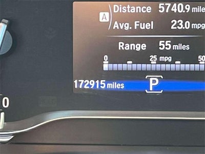 2016 Honda Pilot 2WD Touring with DVD Rear Entertainment System and Navigation