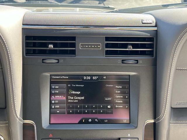 2015 Lincoln Navigator L 4dr 3.5L V6 4WD