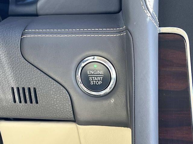 2015 Lincoln Navigator L 4dr 3.5L V6 4WD