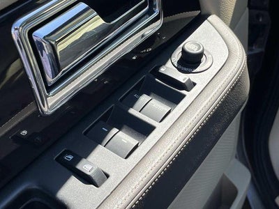 2015 Lincoln Navigator L 4dr 3.5L V6 4WD