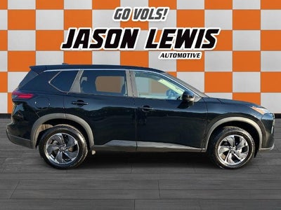2025 Nissan Rogue FWD SV