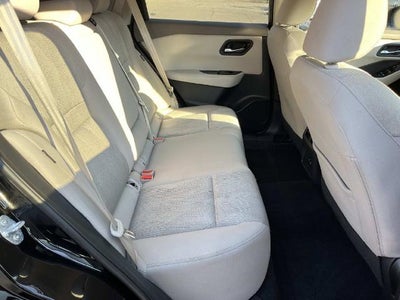 2025 Nissan Rogue FWD SV