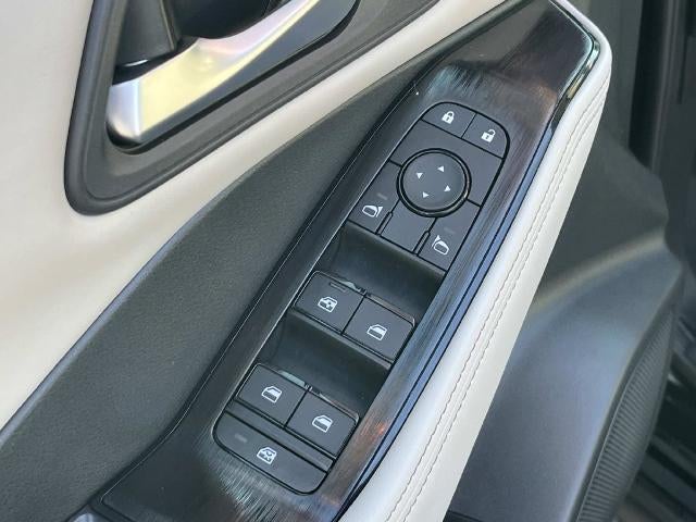 2025 Nissan Rogue FWD SV