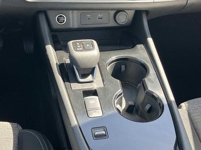 2023 Nissan Rogue FWD SV *Ltd Avail*