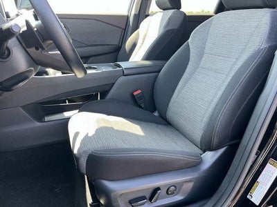 2023 Nissan Rogue FWD SV *Ltd Avail*