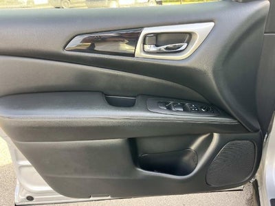 2020 Nissan Pathfinder FWD S
