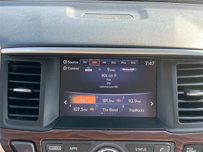 2018 Nissan Pathfinder FWD Platinum