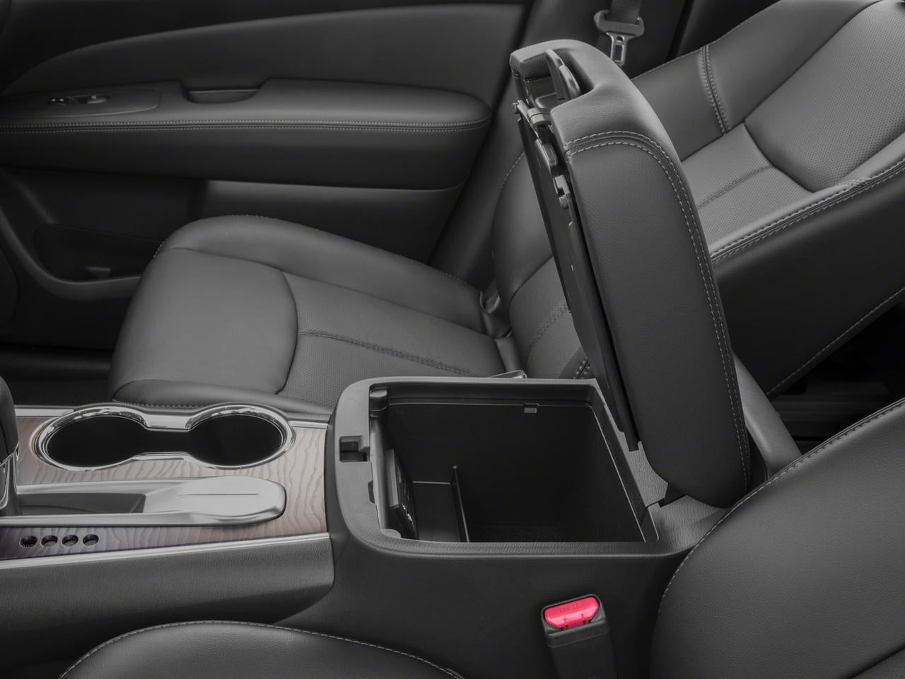 2018 Nissan Pathfinder FWD Platinum