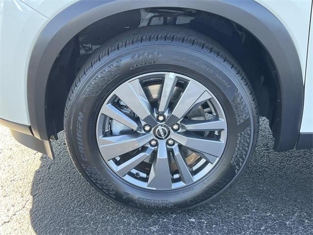 2024 Nissan Pathfinder SV 2WD