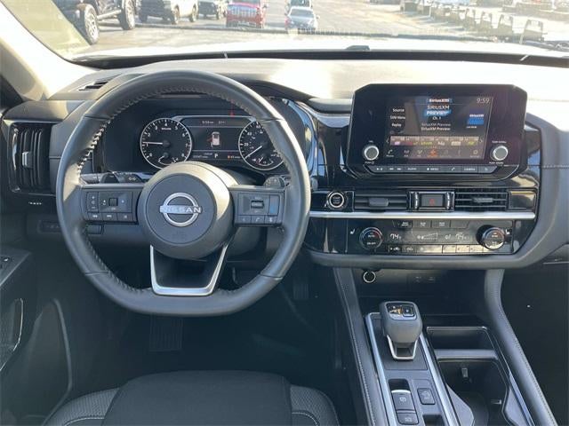 2024 Nissan Pathfinder SV 2WD