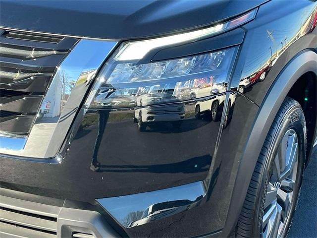 2025 Nissan Pathfinder SV 2WD