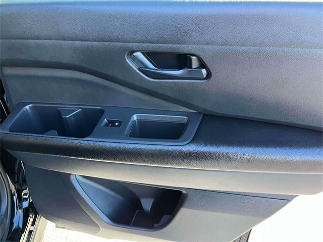 2025 Nissan Pathfinder SV 2WD