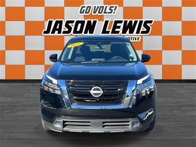 2025 Nissan Pathfinder SV 2WD