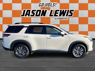 2025 Nissan Pathfinder SV 4WD