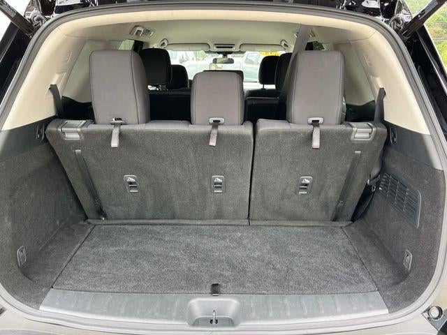 2025 Nissan Pathfinder SV 4WD