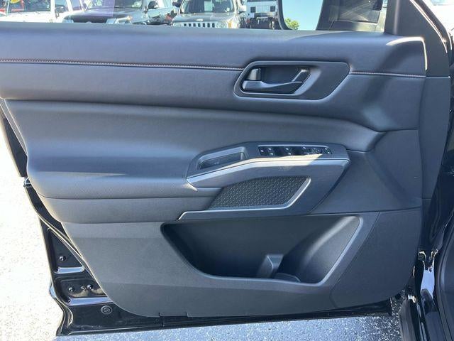 2024 Nissan Pathfinder Rock Creek 4WD