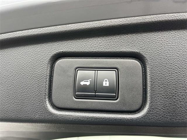 2022 Nissan Pathfinder Platinum 4WD