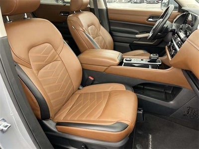 2022 Nissan Pathfinder Platinum 4WD