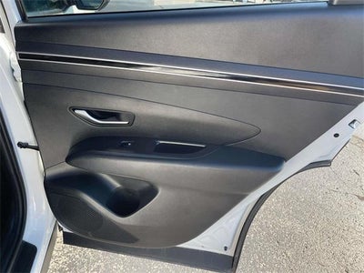 2024 Hyundai TUCSON SEL FWD *Ltd Avail*