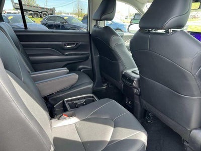 2025 Toyota Grand Highlander XLE AWD (Natl)