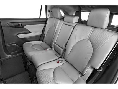 2025 Toyota Highlander LE AWD (SE)