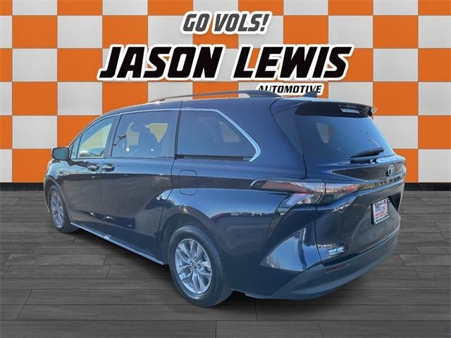 2024 Toyota Sienna XLE FWD 7-Passenger (Natl)