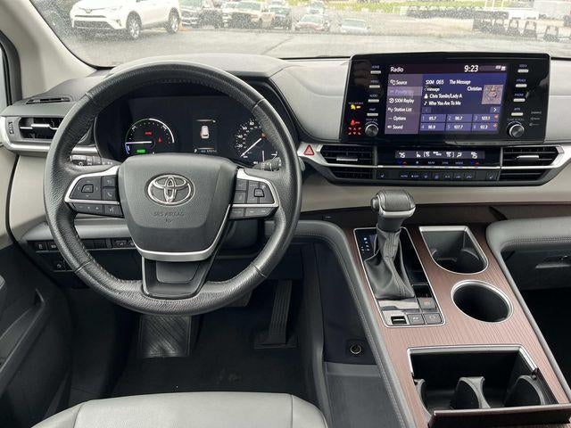 2023 Toyota Sienna XLE FWD 8-Passenger (Natl)