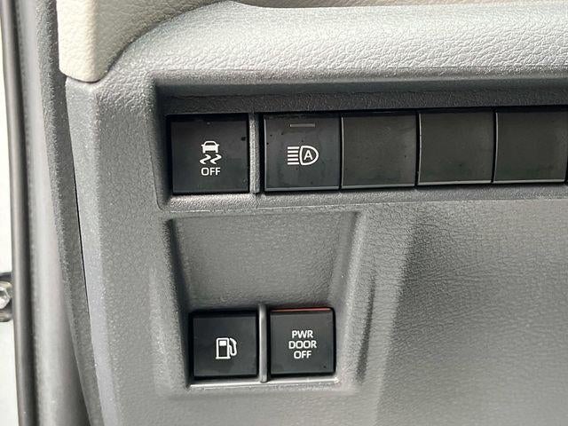 2023 Toyota Sienna XLE FWD 8-Passenger (Natl)