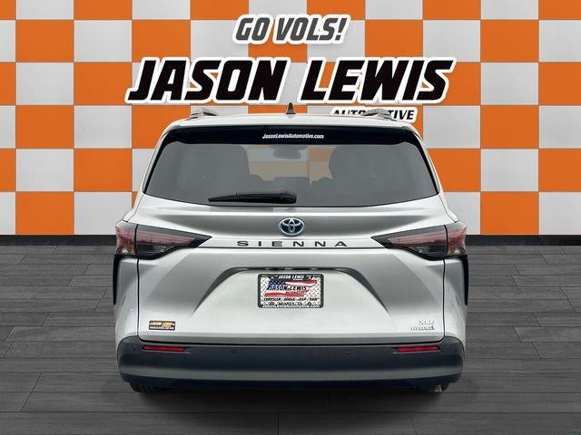 2023 Toyota Sienna XLE FWD 8-Passenger (Natl)