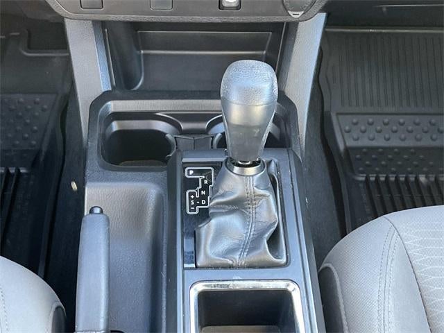 2019 Toyota Tacoma 2WD 2WD SR Access Cab 6' Bed I4 AT (GS)