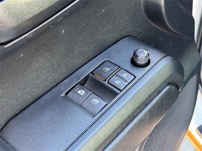 2019 Toyota Tacoma 2WD 2WD SR Access Cab 6' Bed I4 AT (GS)