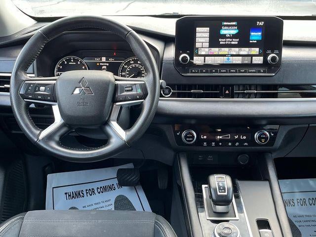 2023 Mitsubishi Outlander SE Black Edition FWD