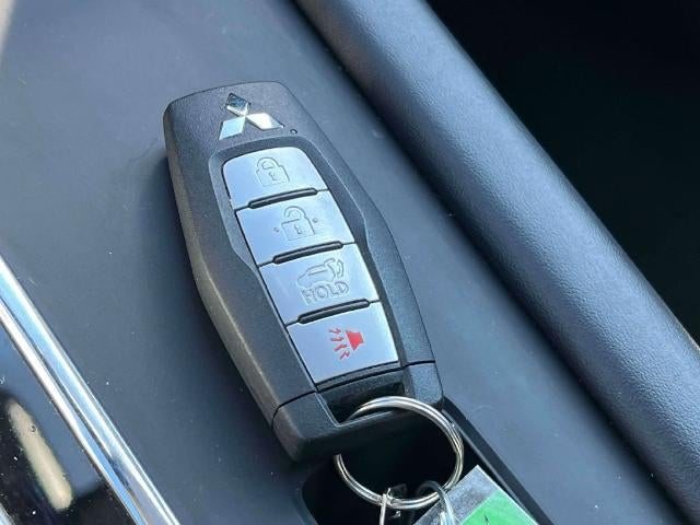 2024 Mitsubishi Outlander SE S-AWC
