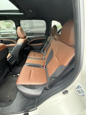 2025 Subaru Forester Touring AWD