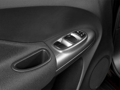 2014 Nissan JUKE 5dr Wgn CVT S FWD
