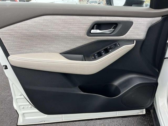 2023 Nissan Rogue FWD SV *Ltd Avail*