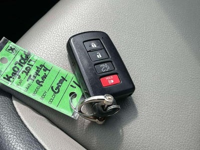 2017 Toyota RAV4 Hybrid Limited AWD (Natl)