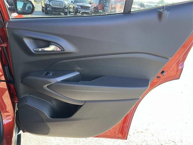 2024 Chevrolet Trax FWD 4dr LS