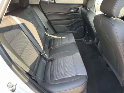 2025 Chevrolet Trax FWD 4dr LT