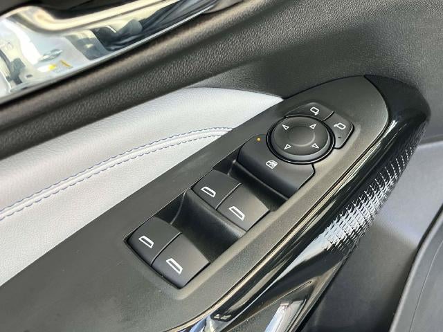 2025 Chevrolet Trax FWD 4dr LT