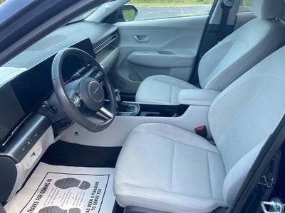 2024 Hyundai KONA SEL FWD