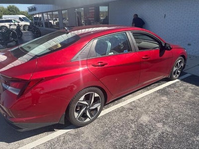 2023 Hyundai ELANTRA SEL IVT