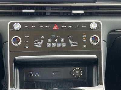 2025 Genesis GV80 2.5T Standard AWD