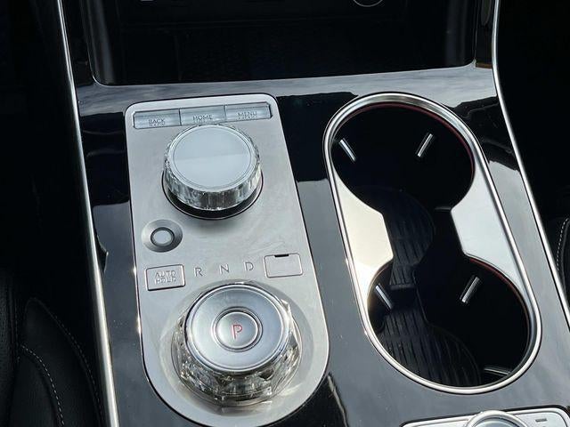 2025 Genesis GV80 2.5T Standard AWD