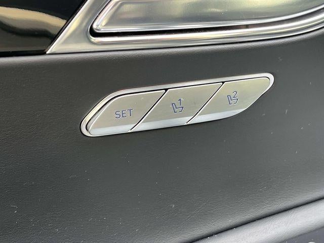 2025 Genesis GV80 2.5T Standard AWD