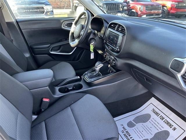 2023 Kia Soul LX IVT