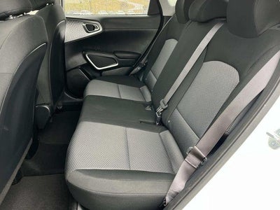 2024 Kia Soul LX IVT