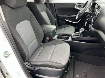 2024 Kia Soul LX IVT